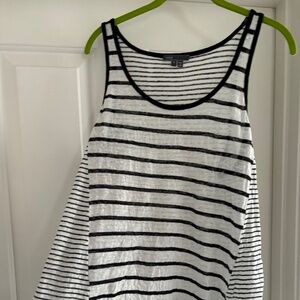 VINCE SLEEVLESS TOP